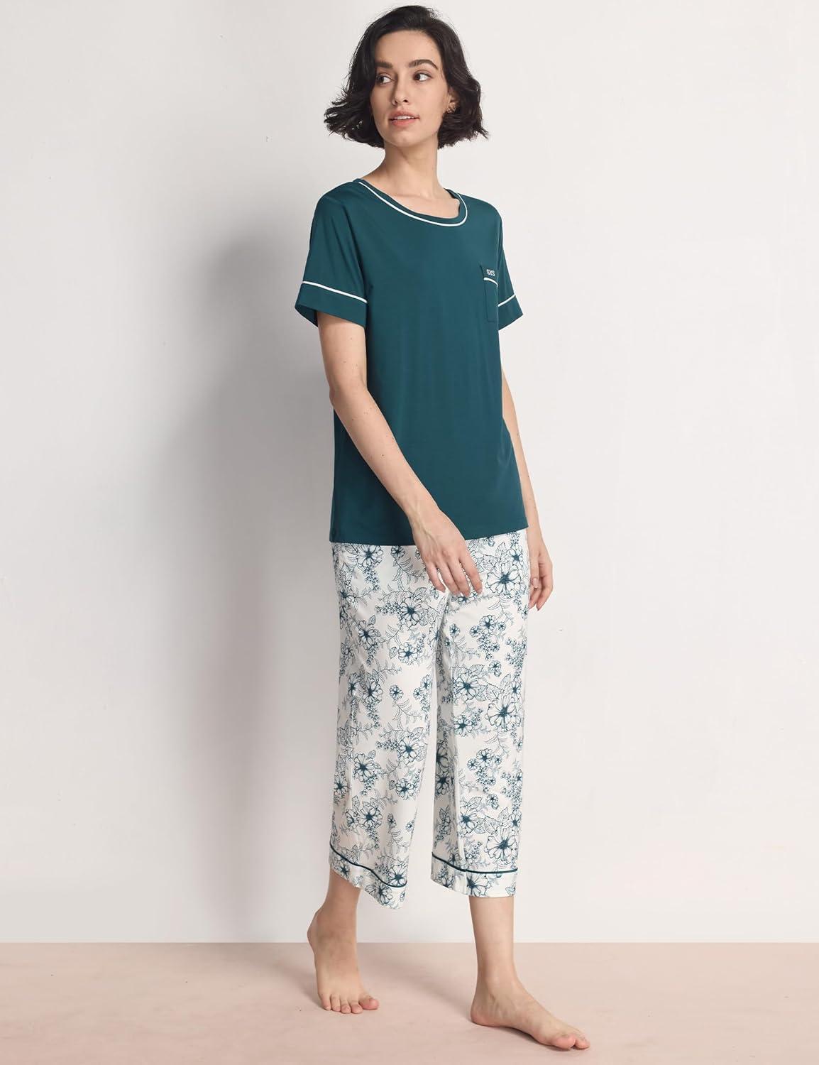 imageGYS Women Pajama Sets Bamboo Viscose Short Sleeve Top and Capri Pants 2 Piece Sleep SetInk Blue Floral