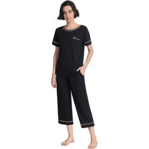 GYS Women Pajama Sets Bamboo Viscose Short Sleeve Top and Capri Pants 2 Piece Sleep Set(Black)